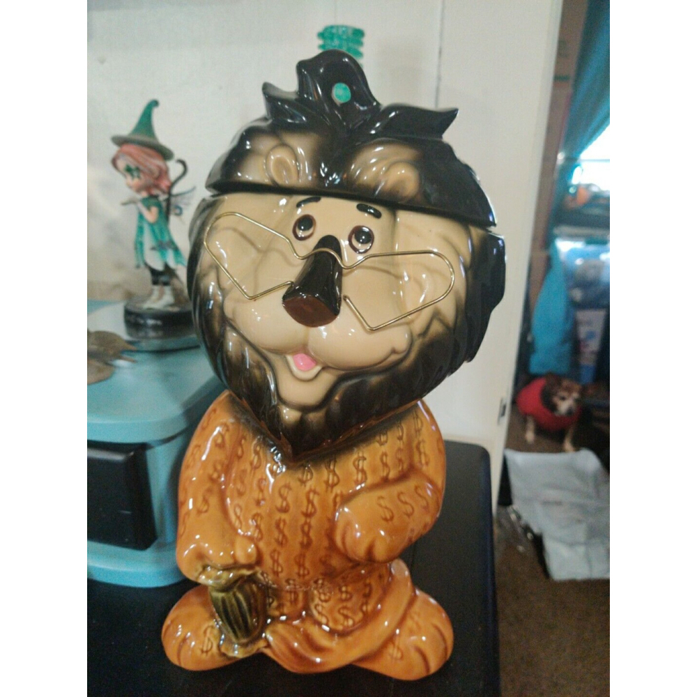Regal China Hubert the Lion cookie jar (Harris Bank)